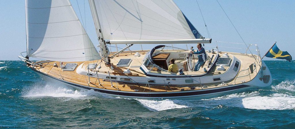Exploring the Best Features of the Hallberg Rassy 42