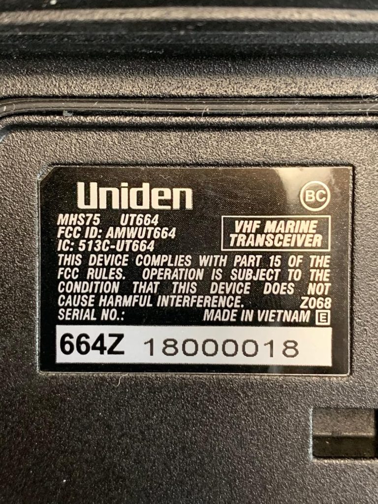 Uniden MHS75 Waterproof Handheld 2-Way VHF Marine radio, Submersible, Selectable 1/2.5/5 Watt Transmit Power. All USA/International and Canadian Marine Channels - Color Black